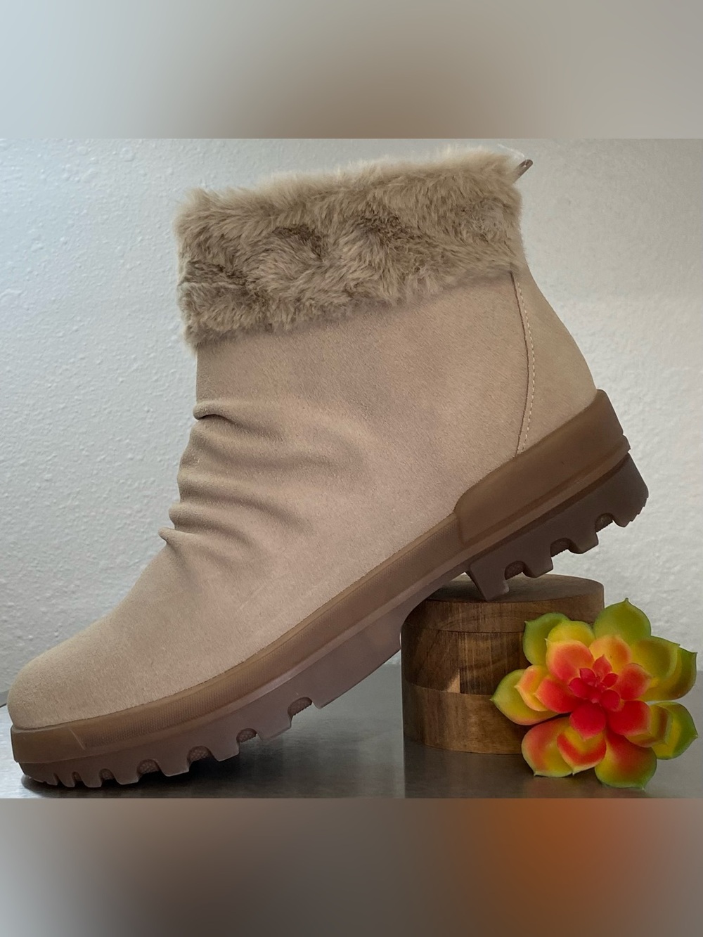 BARETRAPS SUEDE WEATHERPROOF ZIP UP CUFFED ANKLE BOOTS IN TAUPE
